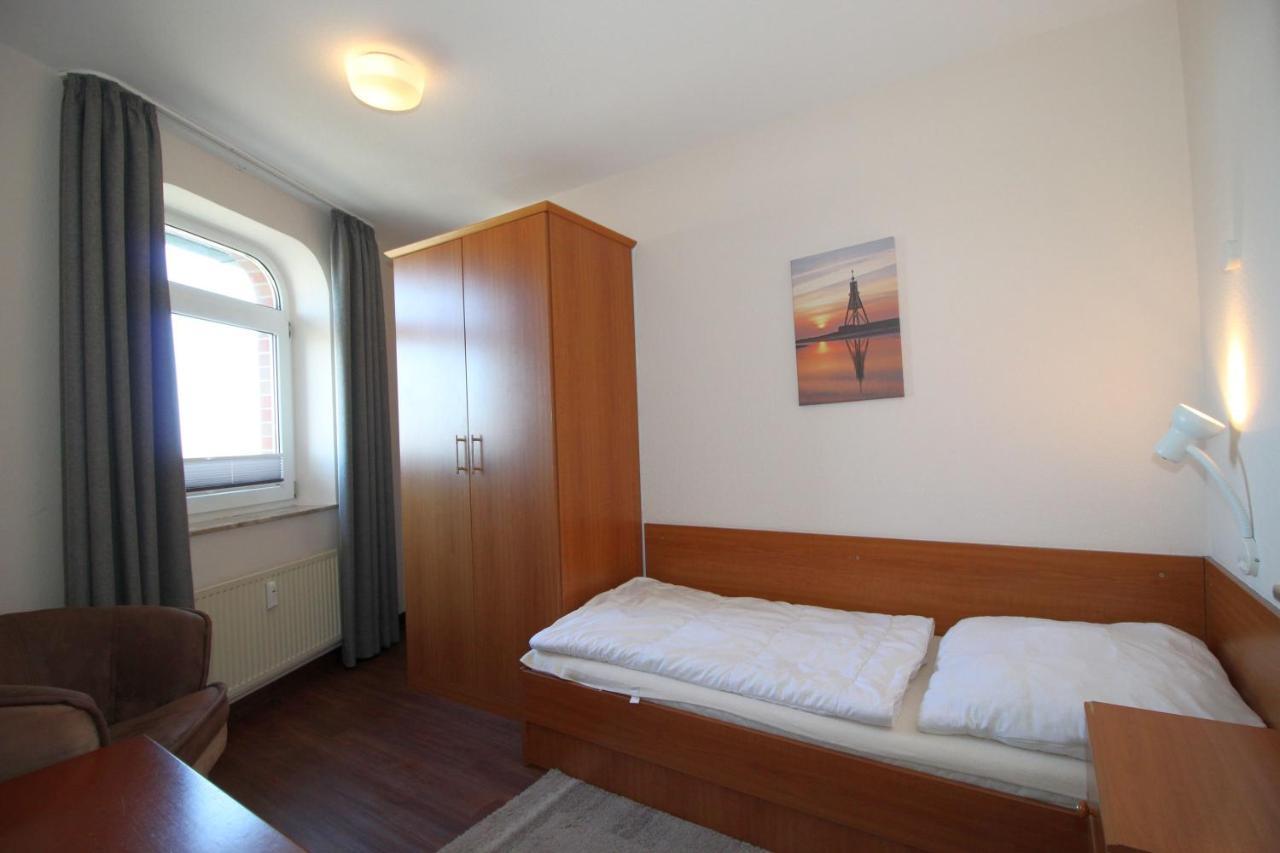 Apartment Trafalgar 322 *